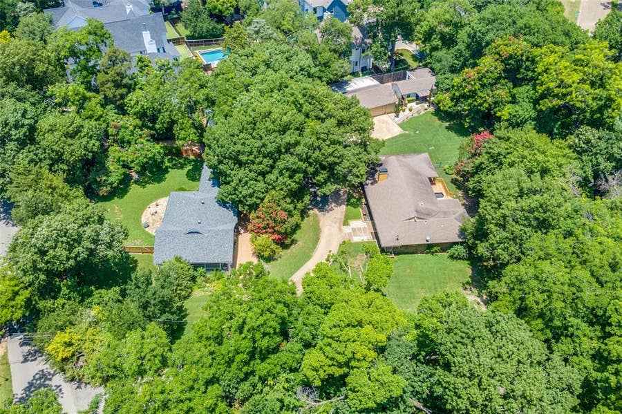 Property photo for 800 Harter Road, Dallas, TX