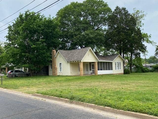 Property photo for 302 W College Street, Athens, TX
