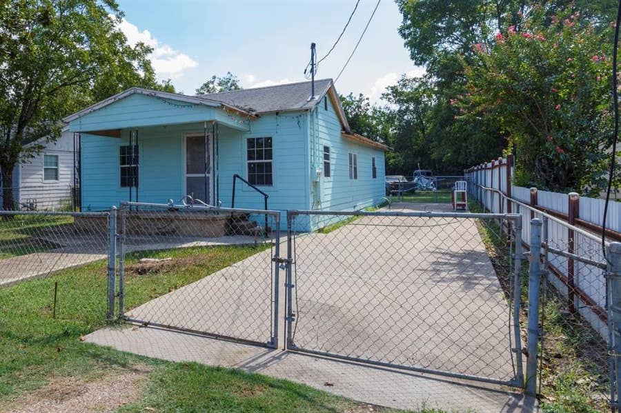 Property photo for 3130 Palacios Avenue, Dallas, TX