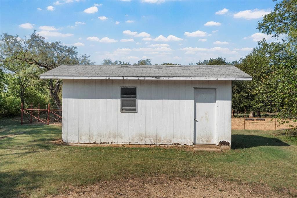 12145 Tree Lake Drive, Waco, TX 76708 View of shed