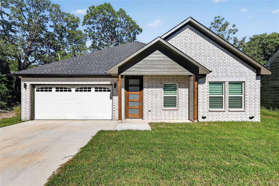 Property photo for 6131 Inca Drive, Enchanted Oaks, TX