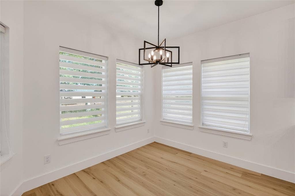 6131 Inca Drive, Enchanted Oaks, TX 75156 6131 Inca Drive, Enchanted Oaks, TX 75156