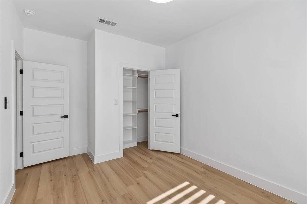 6131 Inca Drive, Enchanted Oaks, TX 75156 6131 Inca Drive, Enchanted Oaks, TX 75156