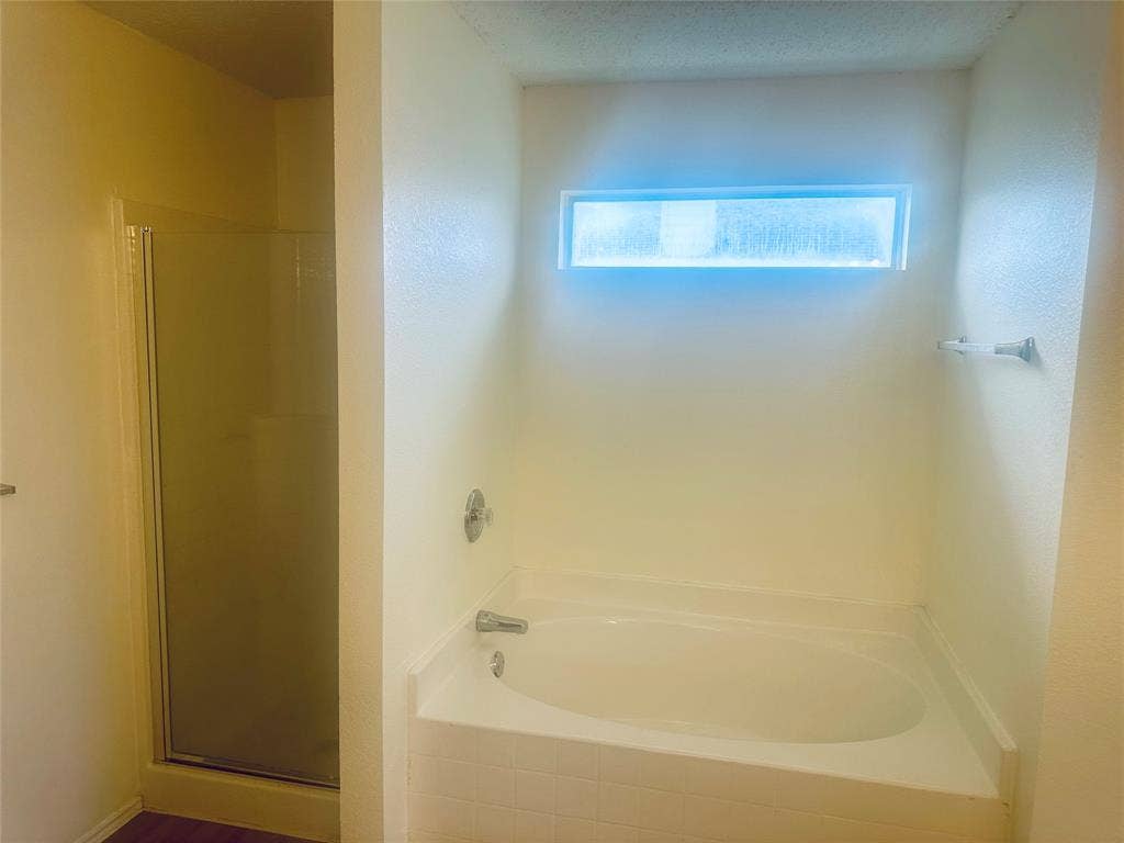 630 Bluechalk Drive, Cedar Hill, TX 75104