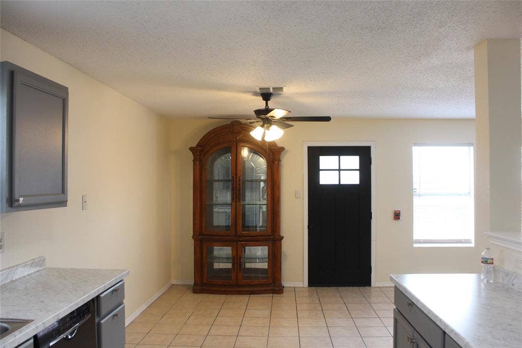 630 Bluechalk Drive, Cedar Hill, TX 75104