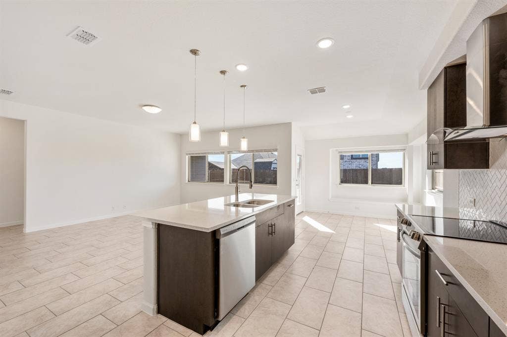 3665 Jordan Way, Kaufman, TX 75142 3665 Jordan Way, Kaufman, TX 75142