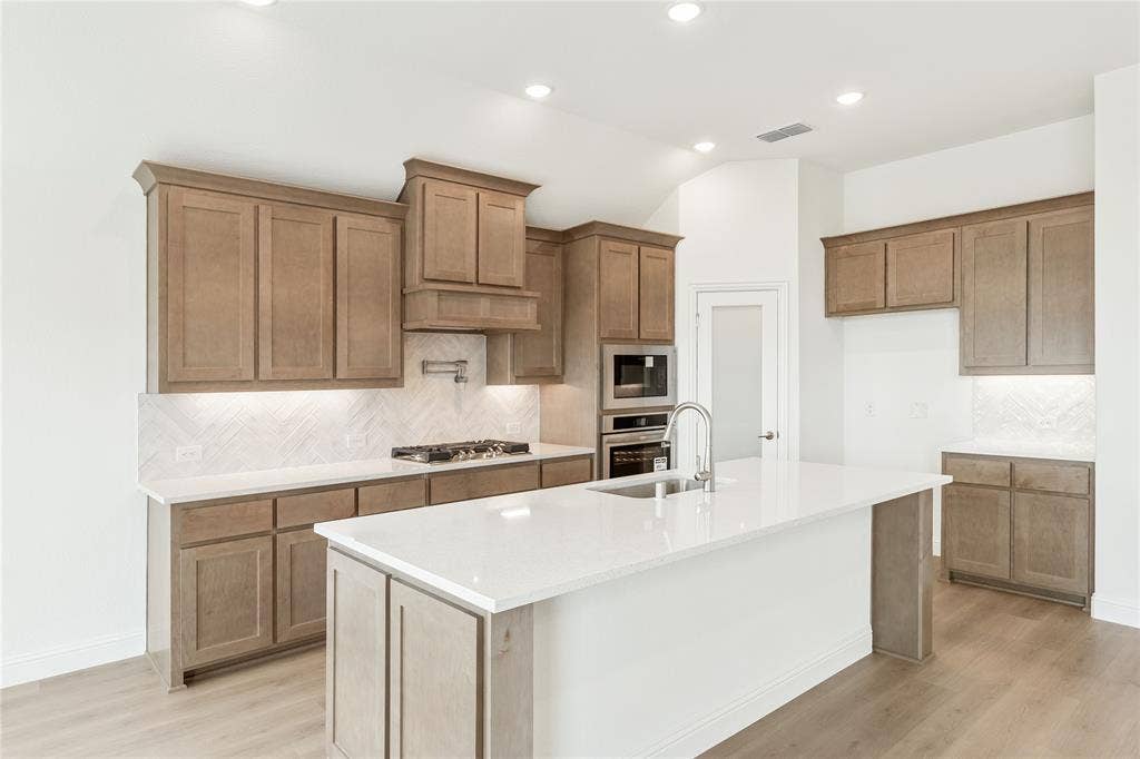 2248 Birkdale Boulevard, Royse City, TX 75189 2248 Birkdale Boulevard, Royse City, TX 75189