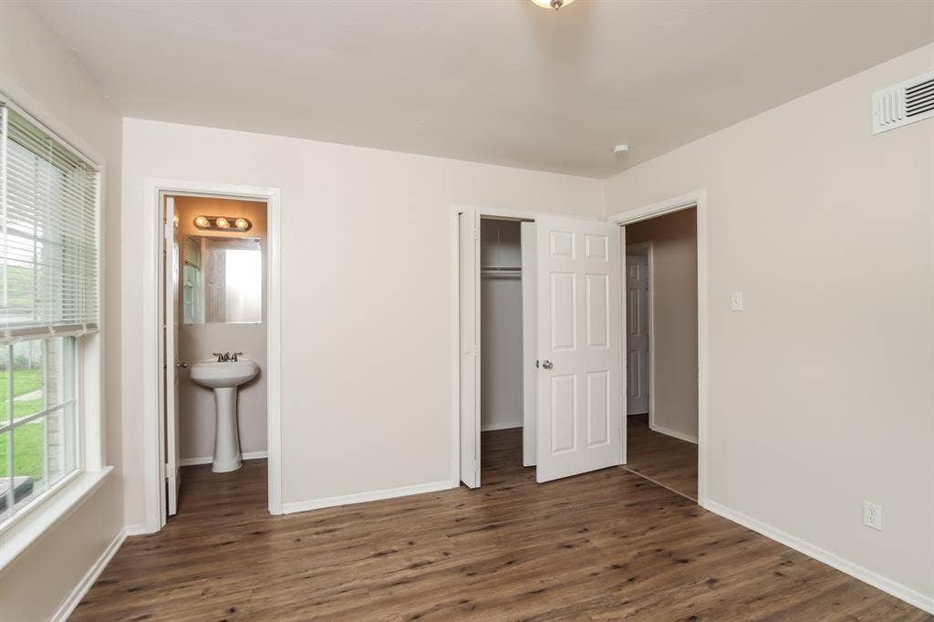 1823 Houghton Road, Dallas, TX 75217 1823 Houghton Road, Dallas, TX 75217