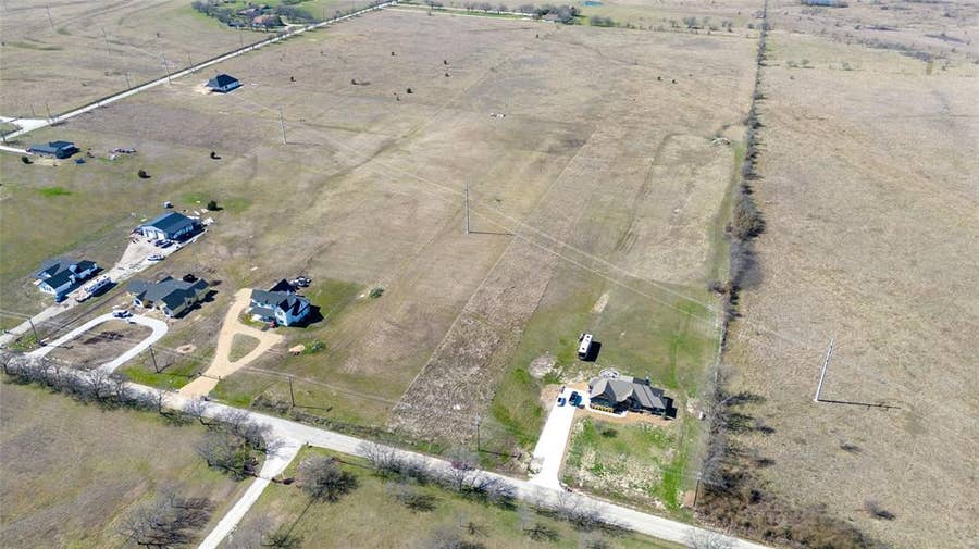 Property photo for 640 County Road 379, Decatur, TX