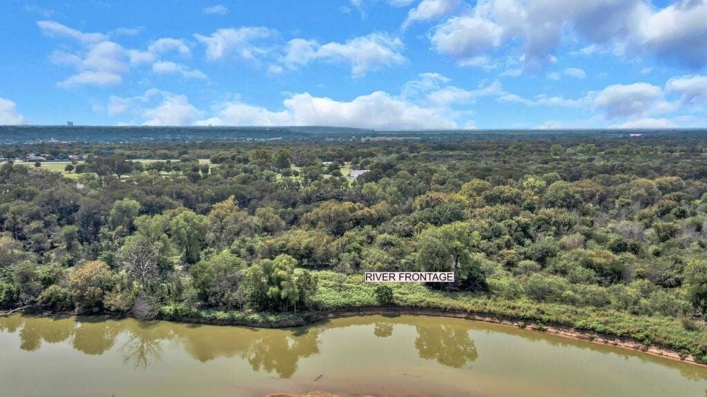 203 River Lane, Waco, TX 76708 203 River Lane, Waco, TX 76708