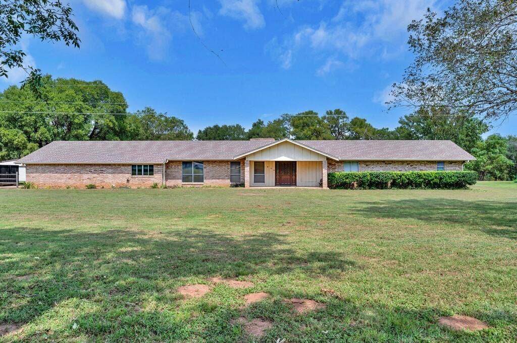 203 River Lane, Waco, TX 76708 203 River Lane, Waco, TX 76708
