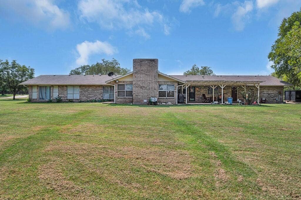 203 River Lane, Waco, TX 76708 203 River Lane, Waco, TX 76708