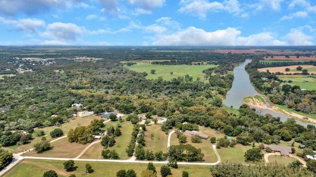 203 River Lane, Waco, TX 76708 203 River Lane, Waco, TX 76708