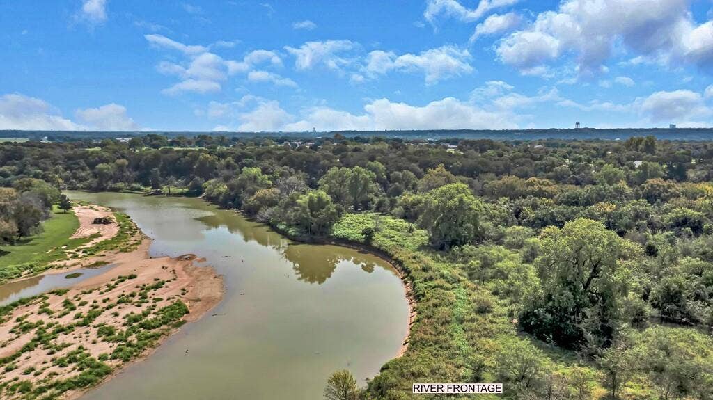 203 River Lane, Waco, TX 76708 203 River Lane, Waco, TX 76708