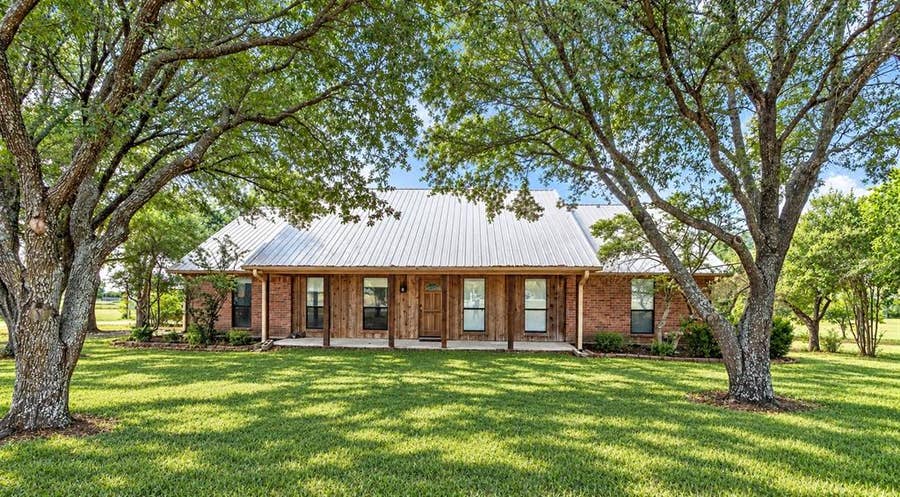 Property photo for 1194 Cedar Lane, Kaufman, TX