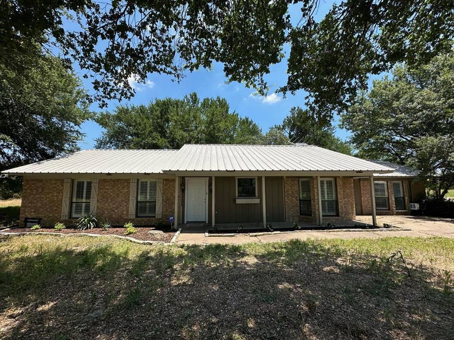 Property photo for 2030 Milrany Lane, Melissa, TX