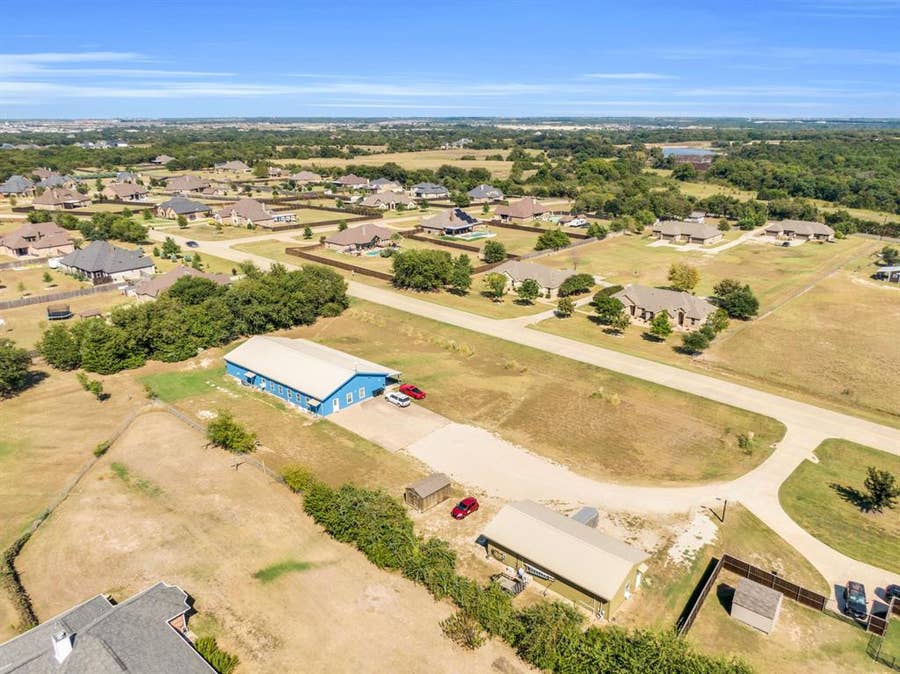 Property photo for 3841 Ledgestone Lane, Midlothian, TX