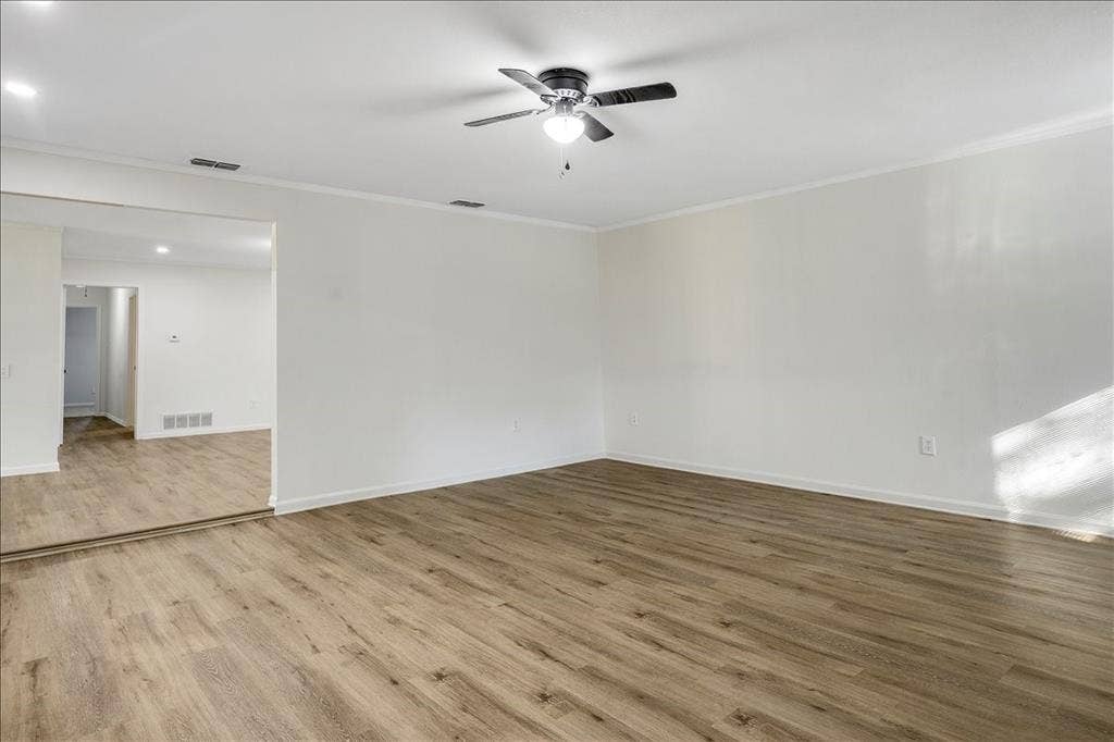 303 Jane Lane, Lindale, TX 75771 303 Jane Lane, Lindale, TX 75771