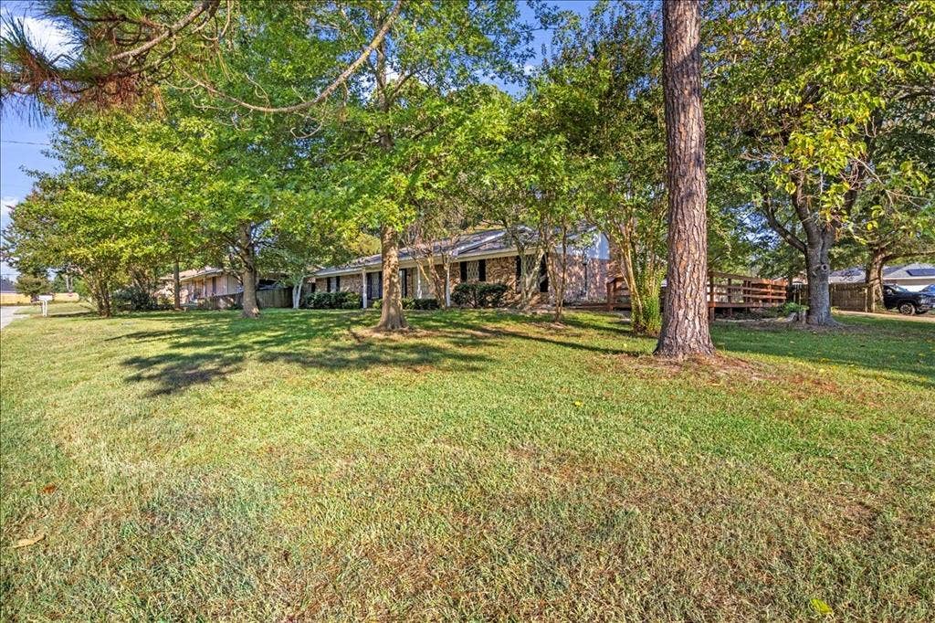 303 Jane Lane, Lindale, TX 75771 303 Jane Lane, Lindale, TX 75771