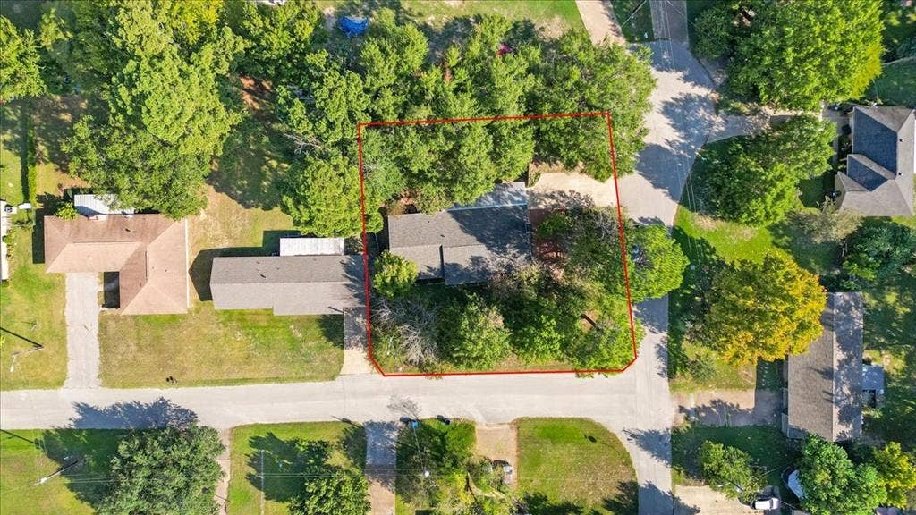 303 Jane Lane, Lindale, TX 75771 303 Jane Lane, Lindale, TX 75771