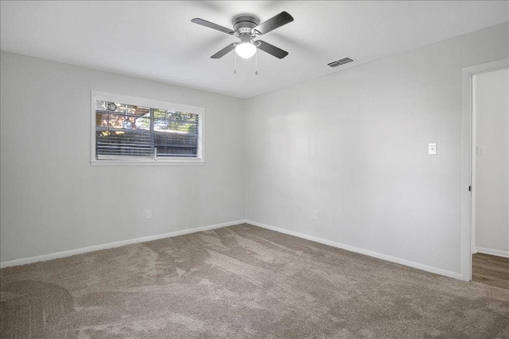 303 Jane Lane, Lindale, TX 75771 303 Jane Lane, Lindale, TX 75771