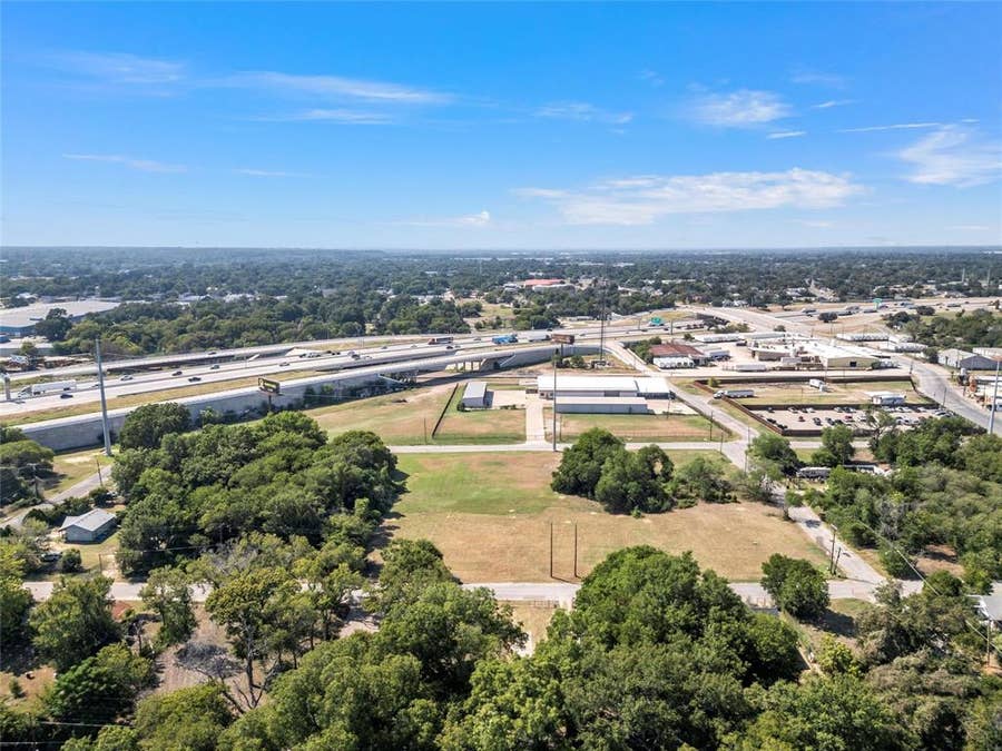 Property photo for 1003 E Clay Street, Waco, TX