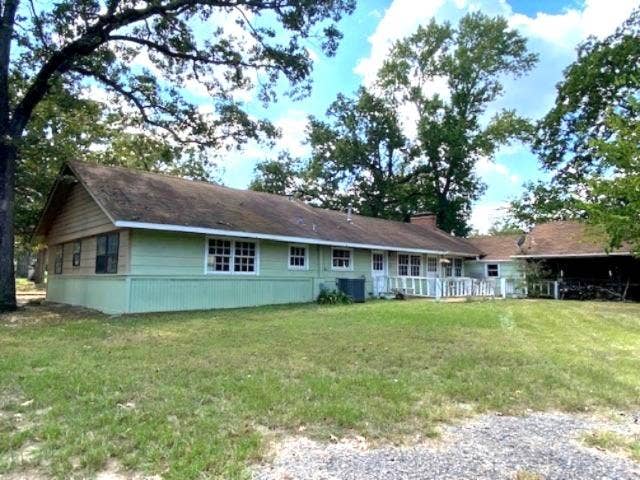 100 Thunderbird Drive, Athens, TX 75751 100 Thunderbird Drive, Athens, TX 75751