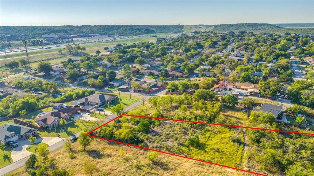 26 Army Avenue, Dallas, TX 75211 26 Army Avenue, Dallas, TX 75211