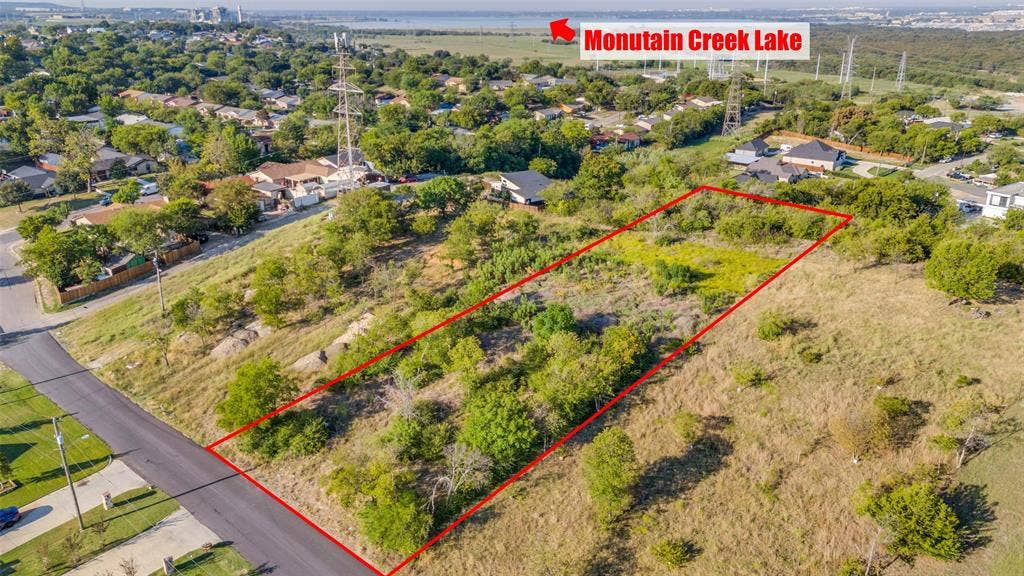 26 Army Avenue, Dallas, TX 75211 26 Army Avenue, Dallas, TX 75211