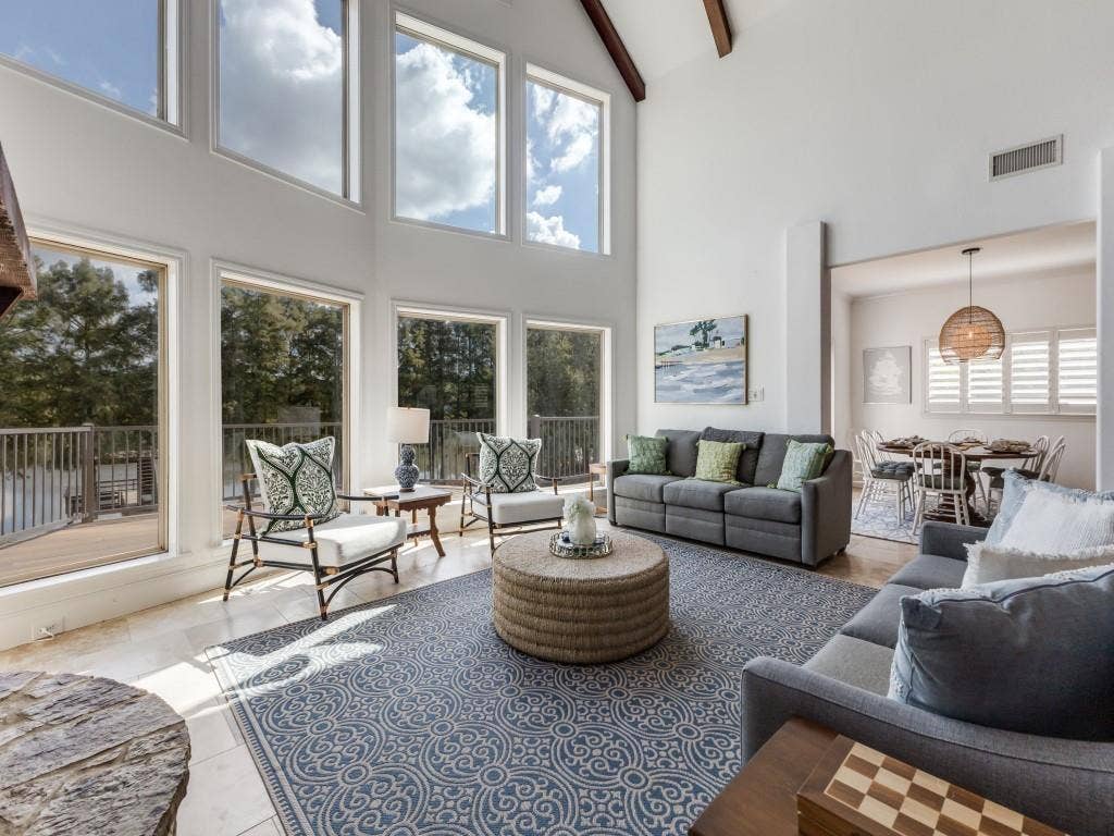 5848 Lago Vista Drive, Athens, TX 75752 5848 Lago Vista Drive, Athens, TX 75752