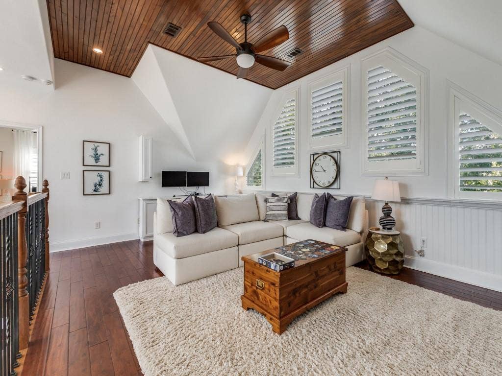 5848 Lago Vista Drive, Athens, TX 75752 5848 Lago Vista Drive, Athens, TX 75752