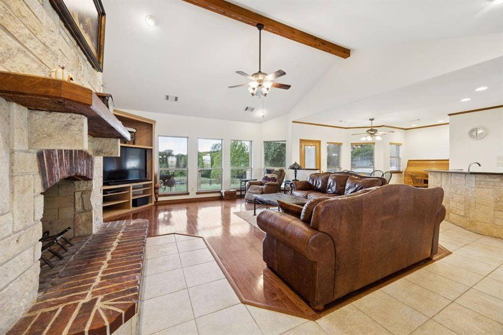 2343 W Fm 455, Anna, TX 75409 2343 W Fm 455, Anna, TX 75409