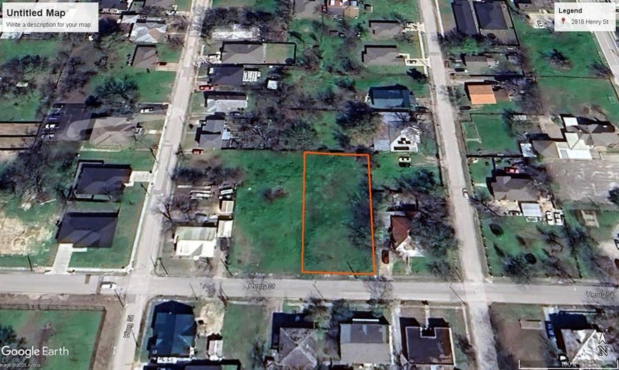 Property photo for 2916 Henry St, Greenville, TX