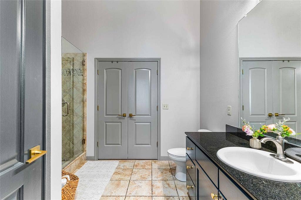 330 Austin Avenue, #322, Waco, TX 76701 330 Austin Avenue, #322, Waco, TX 76701