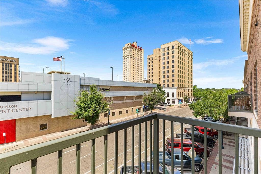 330 Austin Avenue, #322, Waco, TX 76701 330 Austin Avenue, #322, Waco, TX 76701