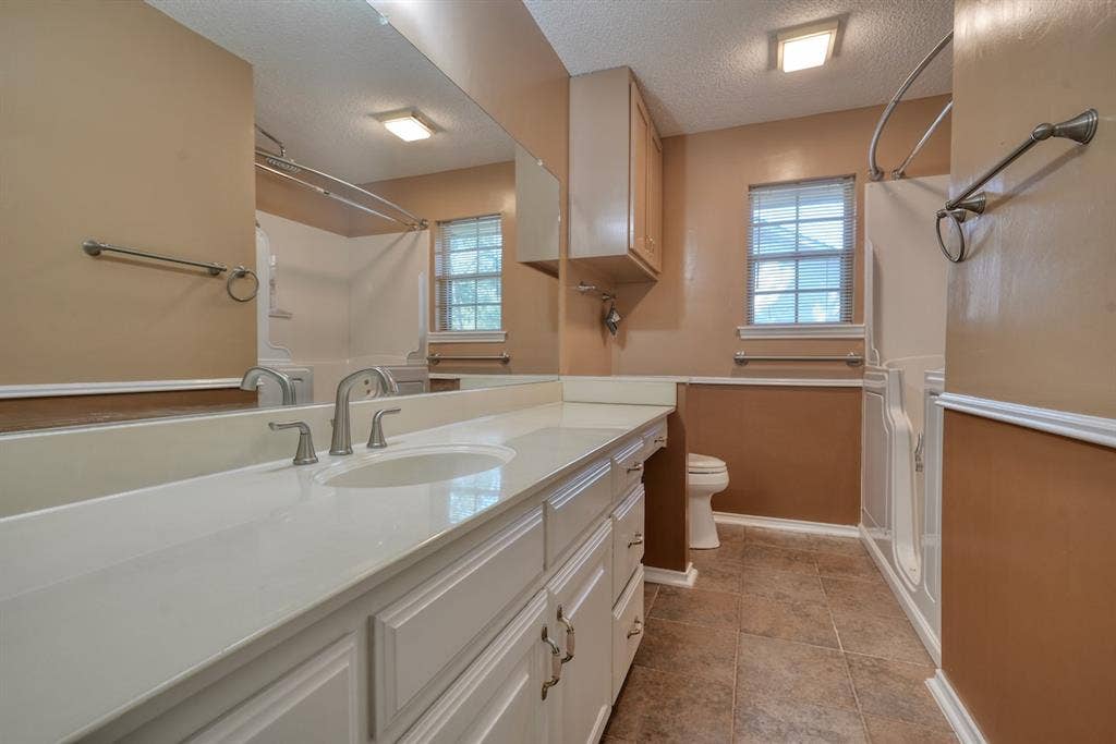 532 Woodside Drive, Hideaway, TX 75771 532 Woodside Drive, Hideaway, TX 75771