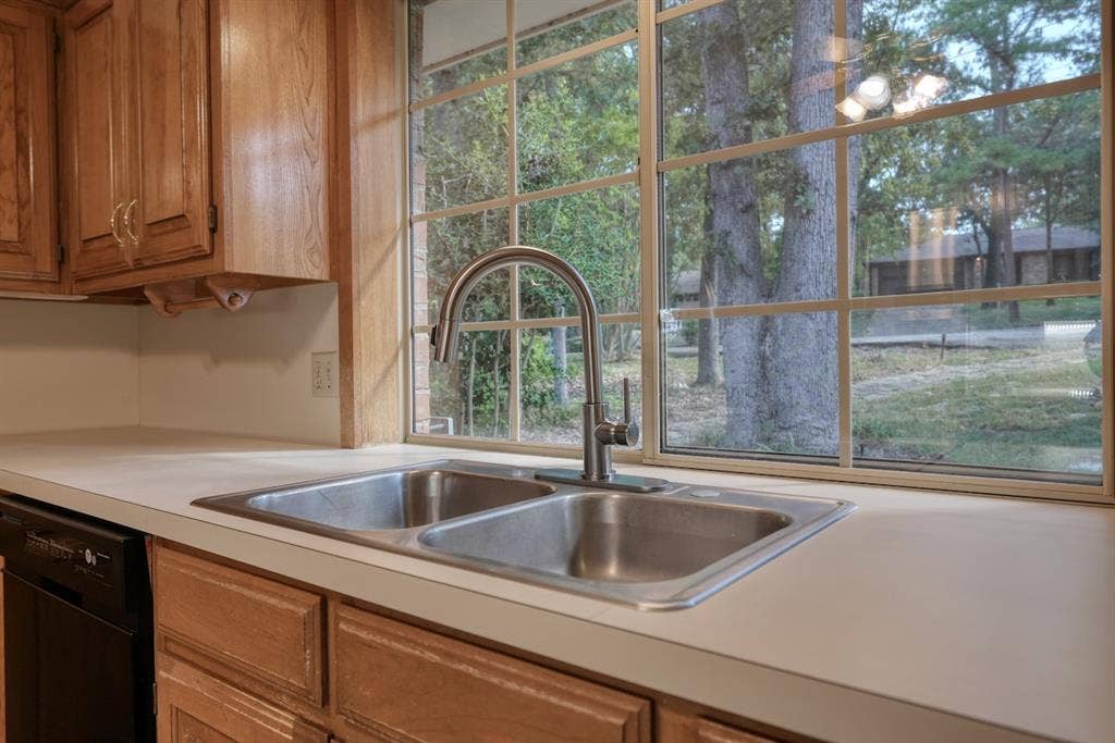 532 Woodside Drive, Hideaway, TX 75771 532 Woodside Drive, Hideaway, TX 75771