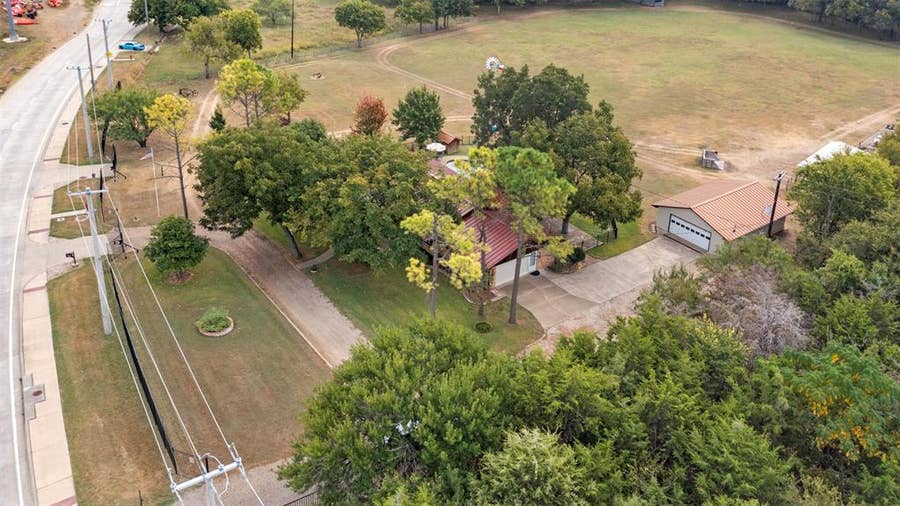 Property photo for 1009 W Interstate20, Grand Prairie, TX