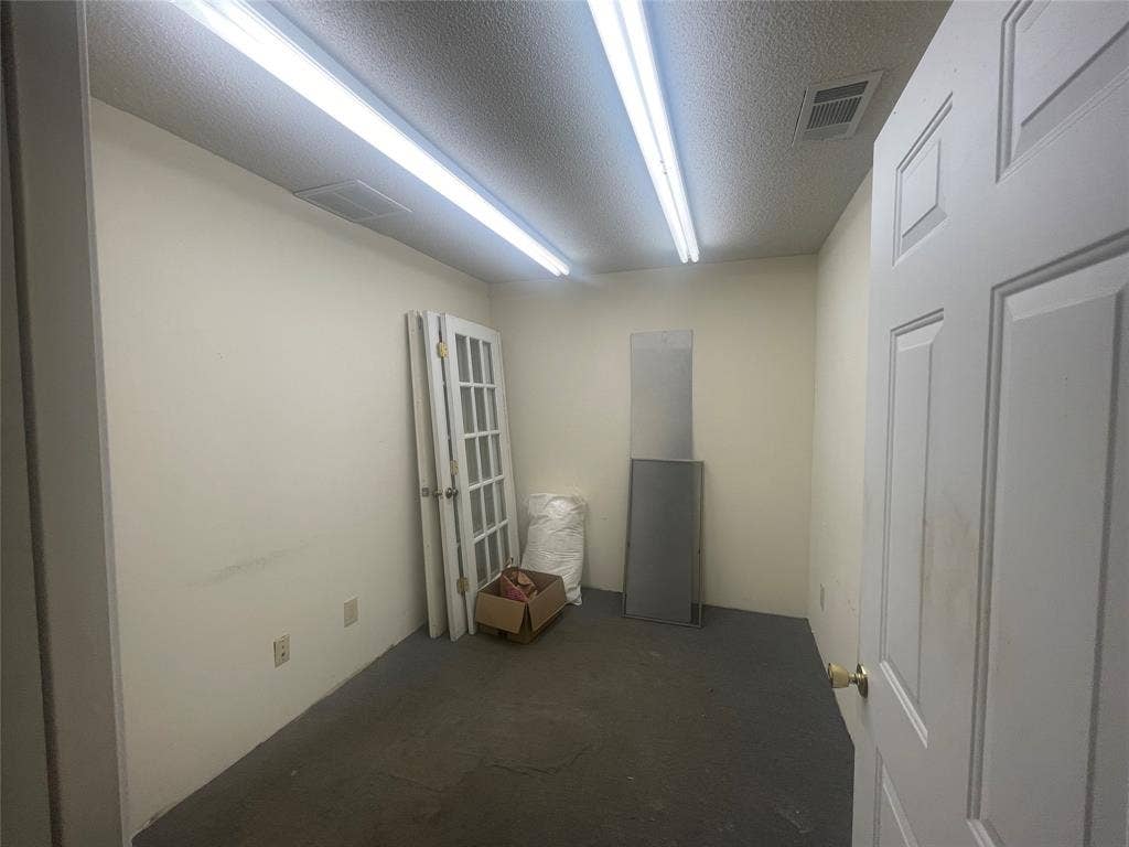 211 Lacosta Street, Athens, TX 75751 211 Lacosta Street, Athens, TX 75751