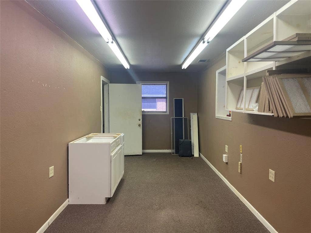 211 Lacosta Street, Athens, TX 75751 211 Lacosta Street, Athens, TX 75751