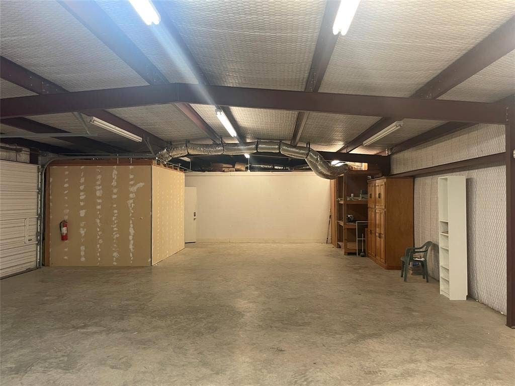 211 Lacosta Street, Athens, TX 75751 211 Lacosta Street, Athens, TX 75751