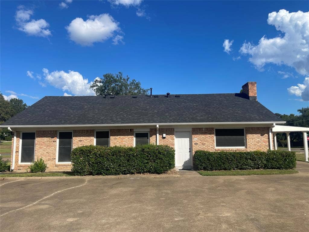 810 Lucas Drive, Athens, TX 75751 810 Lucas Drive, Athens, TX 75751