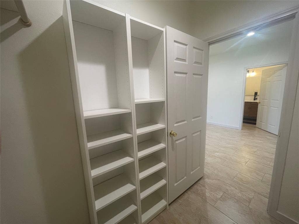 810 Lucas Drive, Athens, TX 75751 810 Lucas Drive, Athens, TX 75751