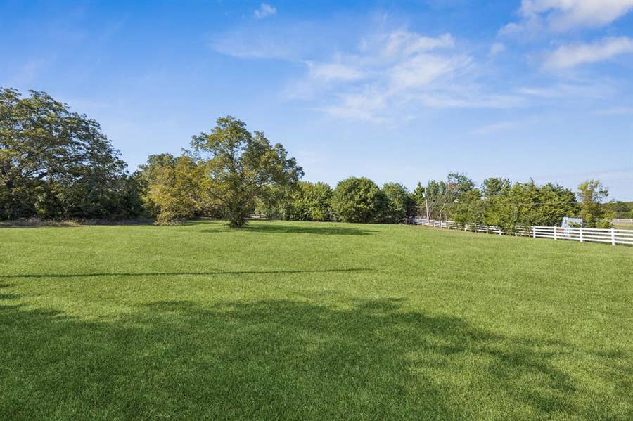 Property photo for 6 N Star Road, Lucas, TX