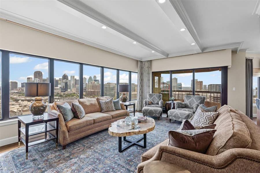 Property photo for 3030 Mckinney Avenue, #1906, Dallas, TX