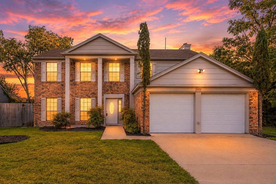 Property photo for 2321 Warwick Avenue, Grand Prairie, TX