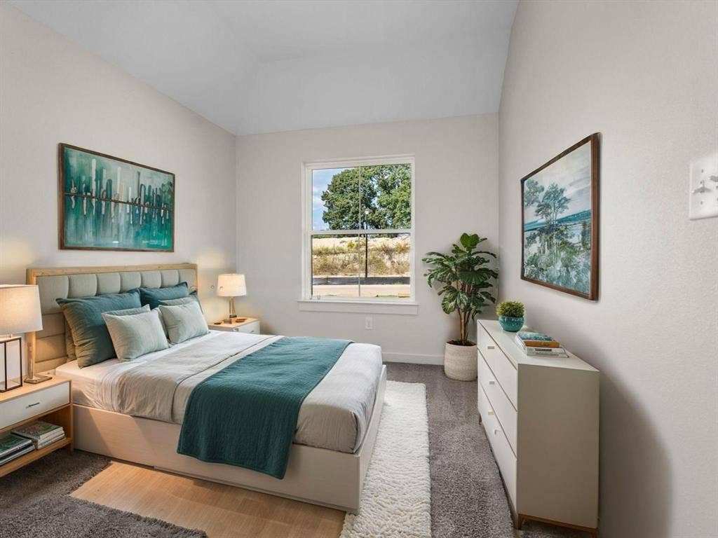 16525 Crossing Circle, Lindale, TX 75771 Reality Staged