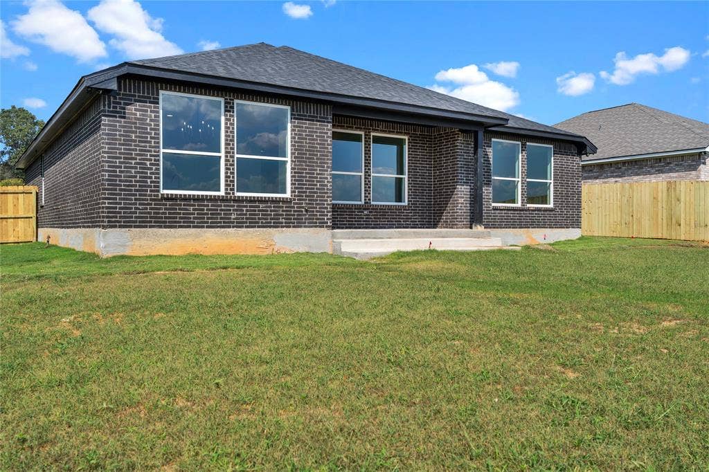 16525 Crossing Circle, Lindale, TX 75771 16525 Crossing Circle, Lindale, TX 75771