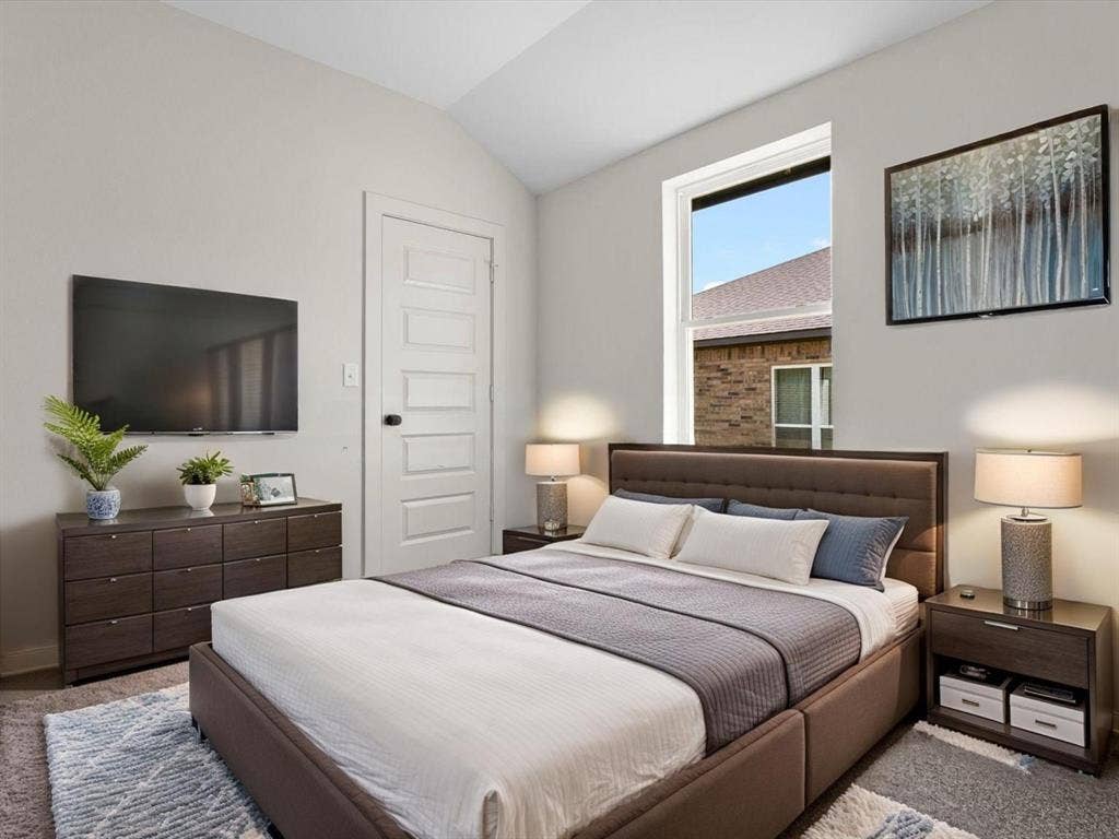 16525 Crossing Circle, Lindale, TX 75771 Reality Staged