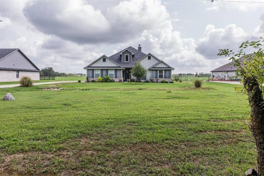 Property photo for 10393 County Road 346, Terrell, TX